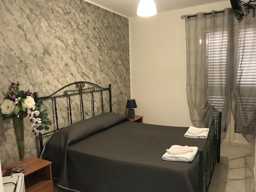 Rosy And Roby Bed & Breakfast Gasponi Dış mekan fotoğraf